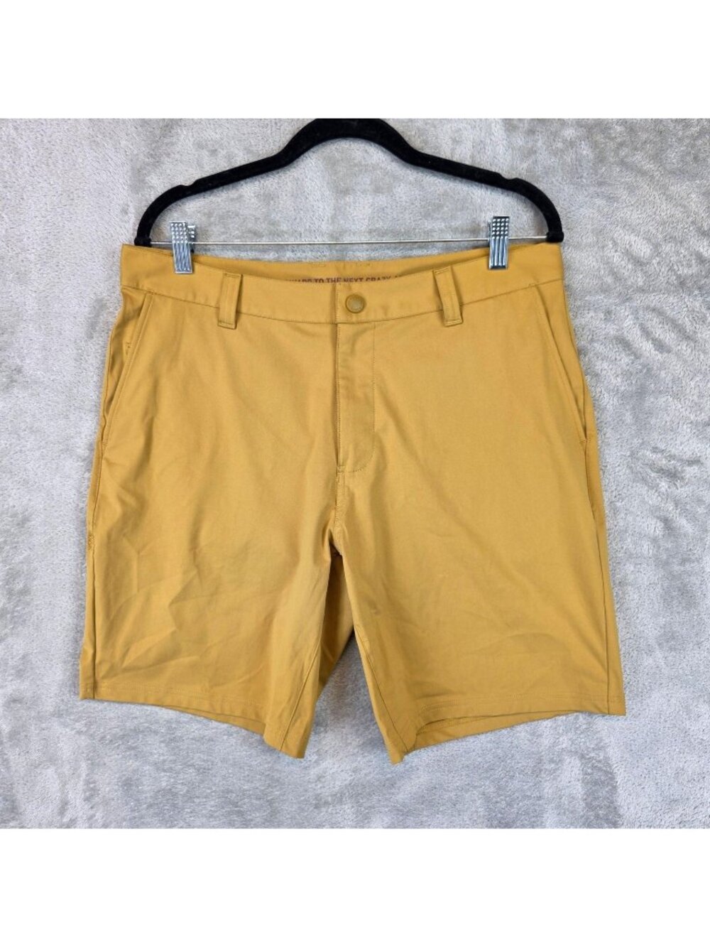Rhone Shorts Mens 33 Yellow Microfiber Chino 9 Inseam Casual Summer Wear